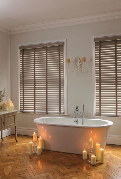 Sistemas de Venecianas, SG 8960, Room shot, wood slats 50mm