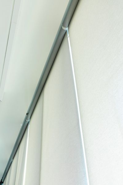 Sistemas de enrollables, SG 4960, Versascreen 1-10%, Virgin Money, Glasgow, Scotland, United Kingdom