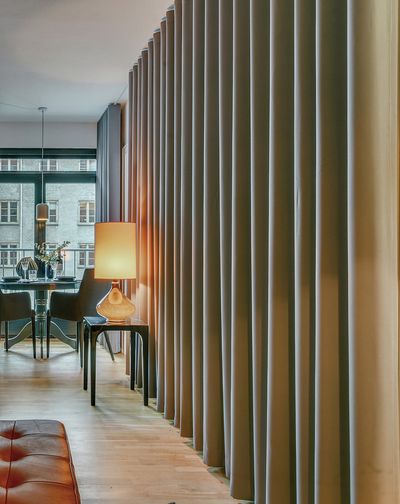 Sistemas de rieles, SG 6465, Colorama Dimout, The Queen Fisher Suite, Copenhagen, Denmark, Wave